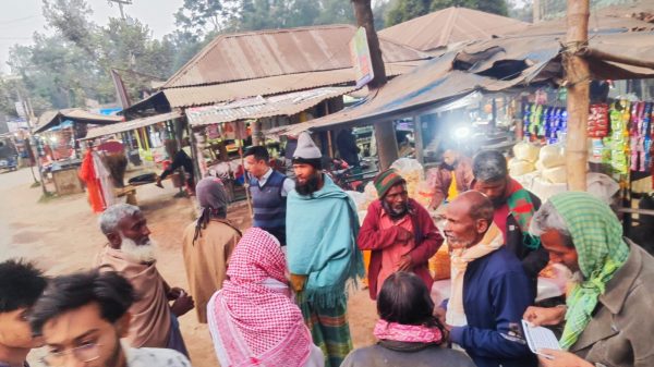 রায়গঞ্জে বৈষম্যবিরোধী ছাত্র আন্দোলনের গণভোট প্রচারণা