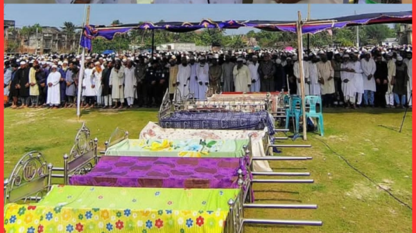 রামপালে ভয়াবহ সড়ক দুর্ঘটনা: বর–কনেসহ ১৪ জনের দাফন সম্পন্ন