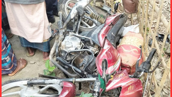 লালমনিরহাটের পাটগ্রামে ট্রাকের ধাক্কায় একই পরিবারের তিনজন নিহত