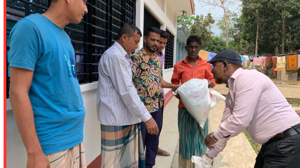 জগন্নাথপুরে অগ্নিকাণ্ডে ক্ষতিগ্রস্ত ৫ পরিবারকে ঈদ উপহার ও নগদ সহায়তা