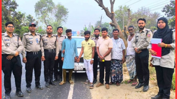 রাজশাহীতে প্রাইভেট কারে বিপুল পরিমাণ মাদক উদ্ধার, দুইজন গ্রেপ্তার