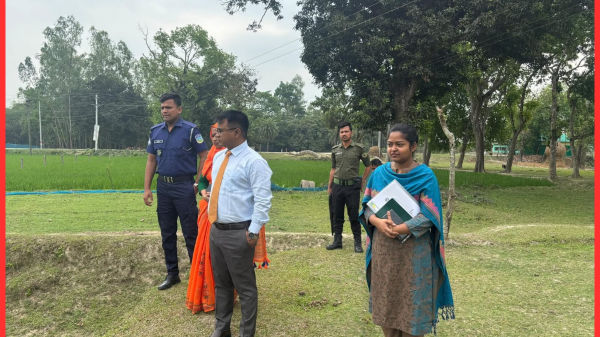 মেলান্দহে সরকারি দপ্তর ও সেবাকেন্দ্র পরিদর্শনে জেলা প্রশাসক
