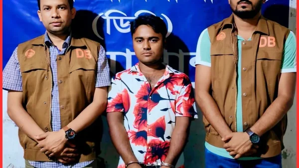 বেগমগঞ্জে অভিযানে ‘দেলোয়ার বাহিনী’র প্রধানসহ ইয়াবা উদ্ধার