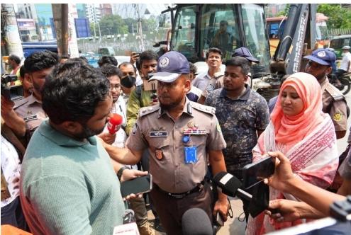 ডিএমপি ট্রাফিকের অভিযানে জরিমানা ২.৬১ লাখ, ৫১ জনের কারাদণ্ড