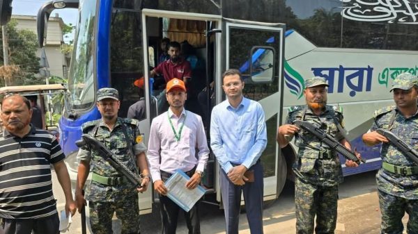 নোয়াখালীতে ভাড়া নৈরাজ্য রোধে বিআরটিএর অভিযান