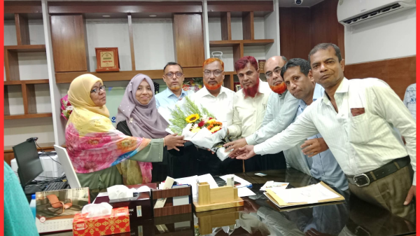 ঝিকরগাছায় নবাগত ইউএনওকে শিক্ষক–কর্মচারী সমিতির ফুলেল শুভেচ্ছা