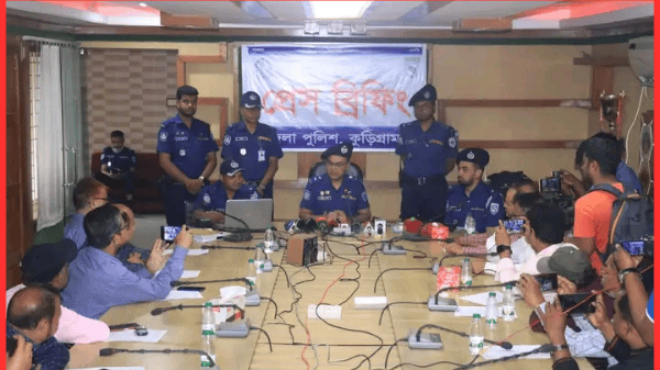 কুড়িগ্রামে পুলিশের অভিযানে ১০ চোরাই মোটরসাইকেল উদ্ধার, গ্রেফতার ৯