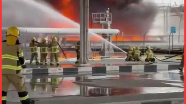 কুয়েত বিমানবন্দরে ড্রোন হামলা, জ্বালানি ডিপোতে আগুন