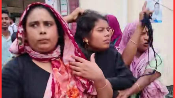 নোয়াখালী জেনারেল হাসপাতালে চুরি করতে এসে কুমিল্লার দুই নারী আটক