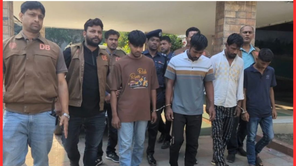 রুগ্‌ণ ঘোড়া জবাই করে ‘গরুর মাংস’ বিক্রি, মুন্সীগঞ্জে মূলহোতাসহ গ্রেপ্তার ৫