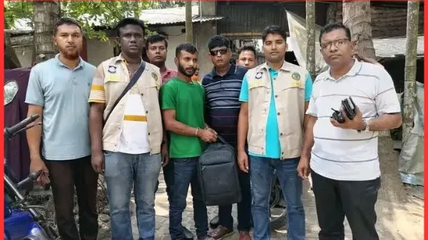 বাবুগঞ্জে মেট্রোপলিটন পুলিশের অভিযান: ২ কেজি গাঁজাসহ কারবারি গ্রেপ্তার