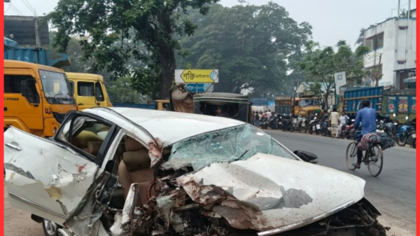 ঝিকরগাছায় সড়ক দুর্ঘটনায় যুবক নিহত, স্ত্রী গুরুতর আহত