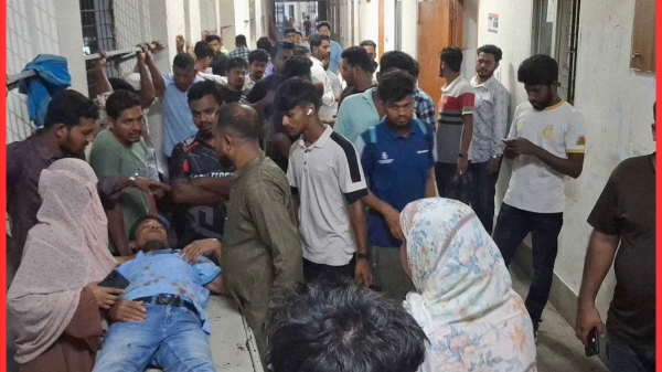 বরিশালে জমি বিরোধে ৪ যুবককে কুপিয়ে জখম, সাবেক প্যানেল মেয়রের বিরুদ্ধে অভিযোগ