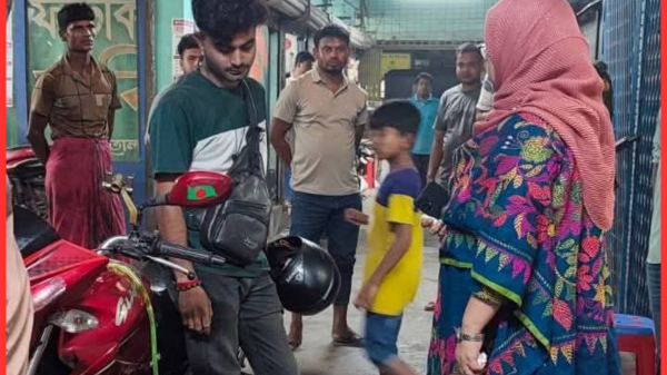 কেশবপুরে তেলপাম্প ও মোটরসাইকেল অভিযান: অবৈধ তেল জব্দ, জরিমানা আর মোটরসাইকেল আটক