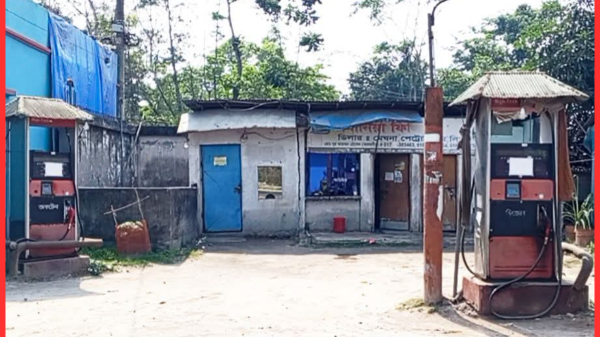 মতলবে ফিলিং স্টেশন ও খোলা বাজারে নেই জ্বালানি তেল, সেচ ও যানবাহন চলাচলে ভোগান্তি