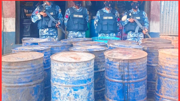 অবৈধ জ্বালানি তেল জব্দ, ২ ব্যবসায়ীকে জরিমানা