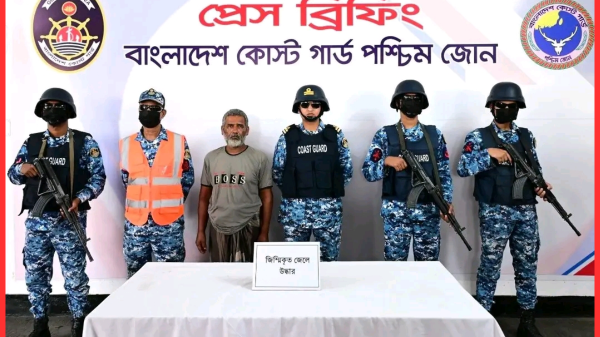 সুন্দরবনে দুঃসাহসিক অভিযান, জিম্মি জেলে উদ্ধার